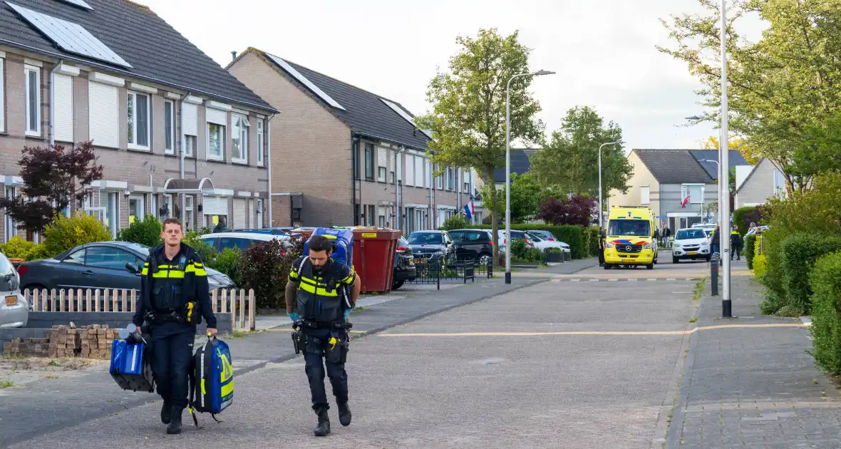 Grote inzet hulpdiensten na val van trap - Foto 21