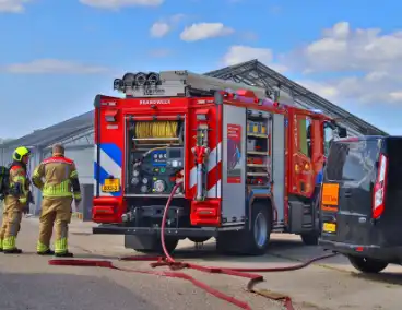 Brandweer blust brand in kas