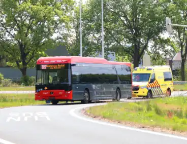 Ongeval tussen auto en lijnbus