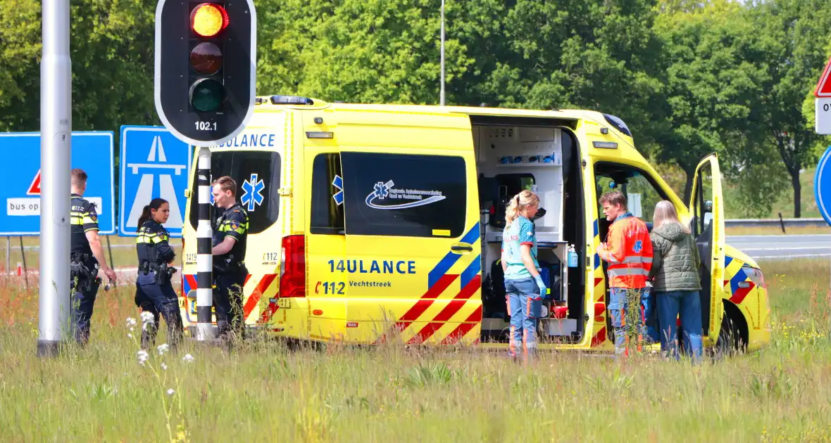 Ongeval tussen auto en lijnbus - Foto 9