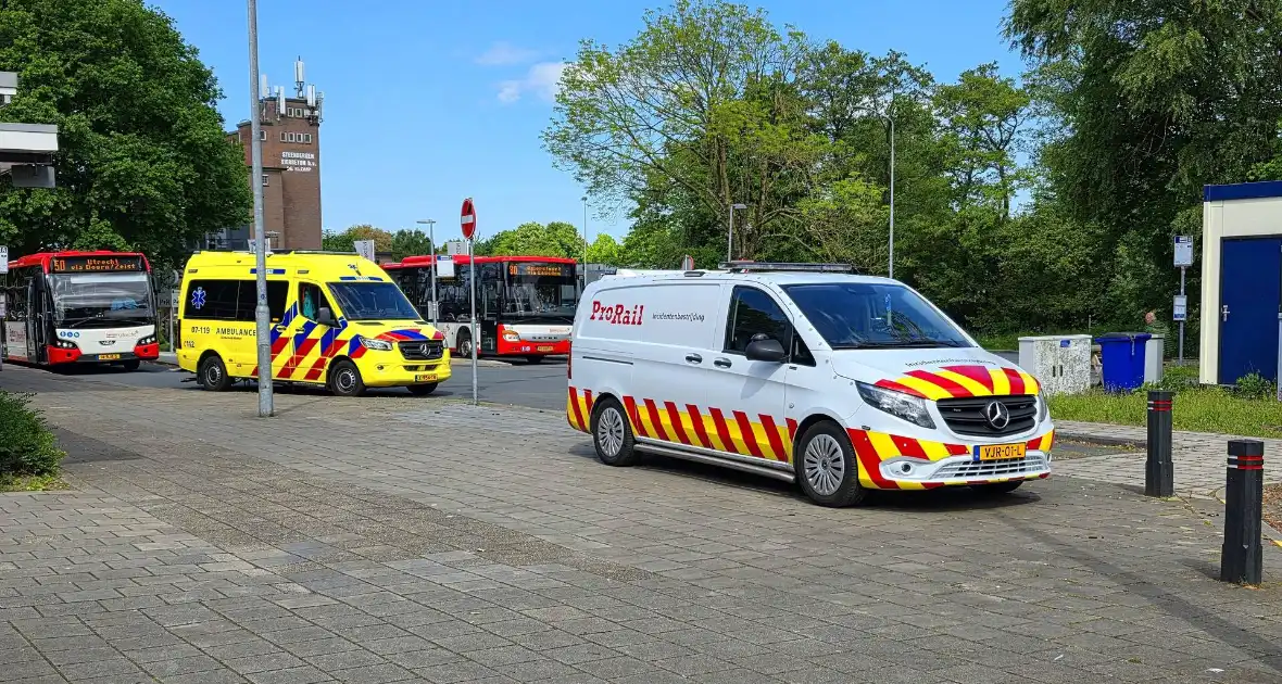 Treinverkeer gestremd vanwege medische noodsituatie in trein