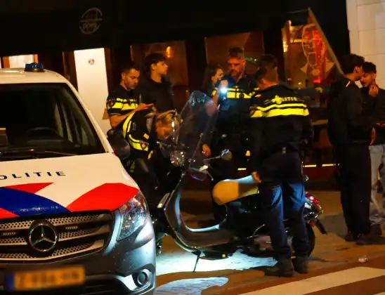 Voetganger aangereden door scooterrijder