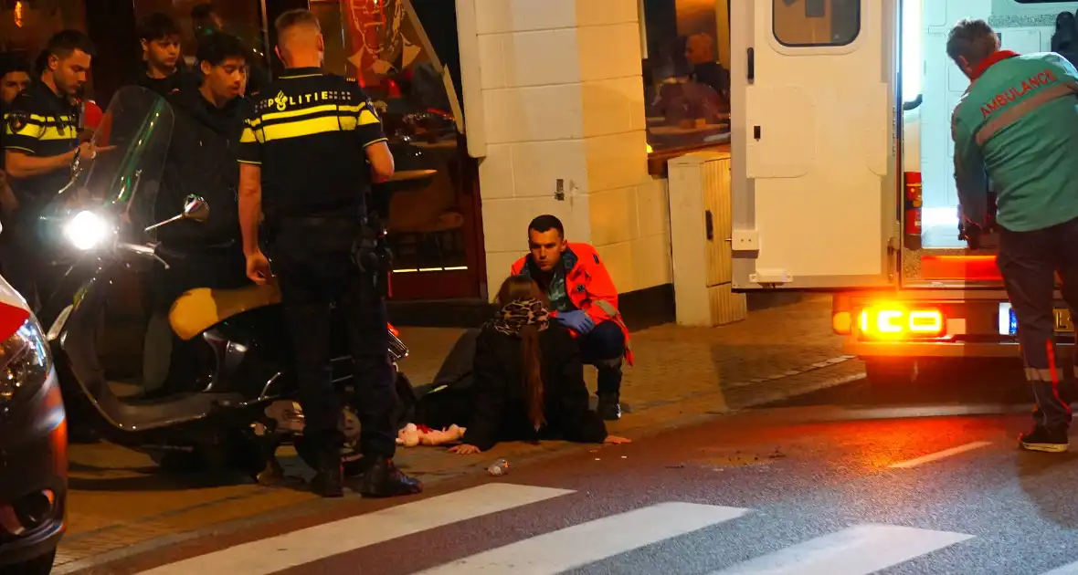 Voetganger aangereden door scooterrijder - Foto 3