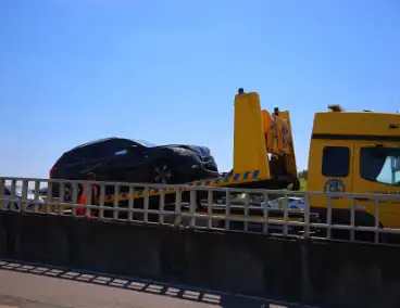 Ongeval tussen twee auto's leidt tot gewonde