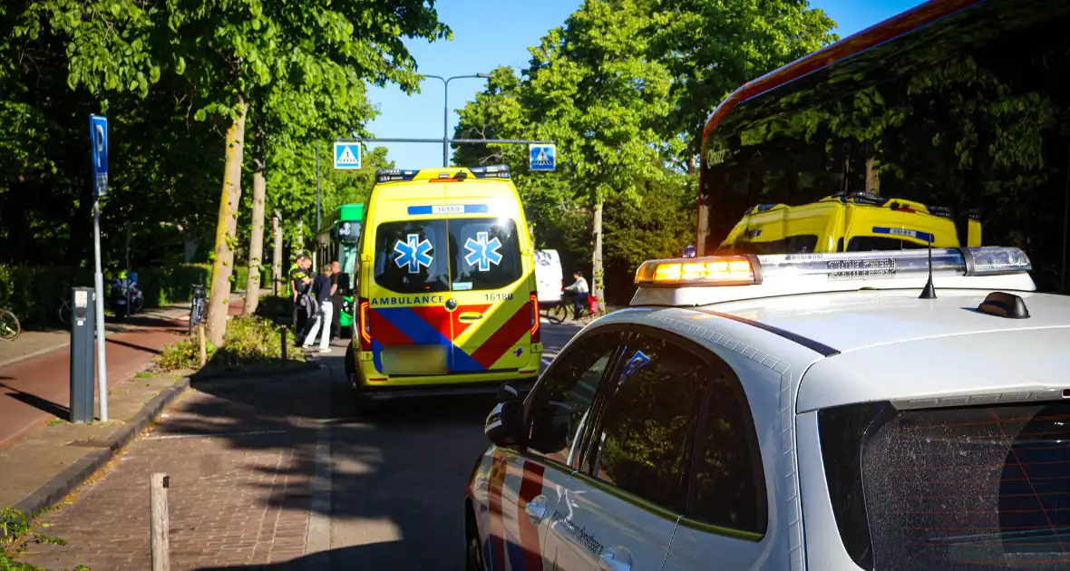 Fietser gewond na ongeval met bus - Foto 3