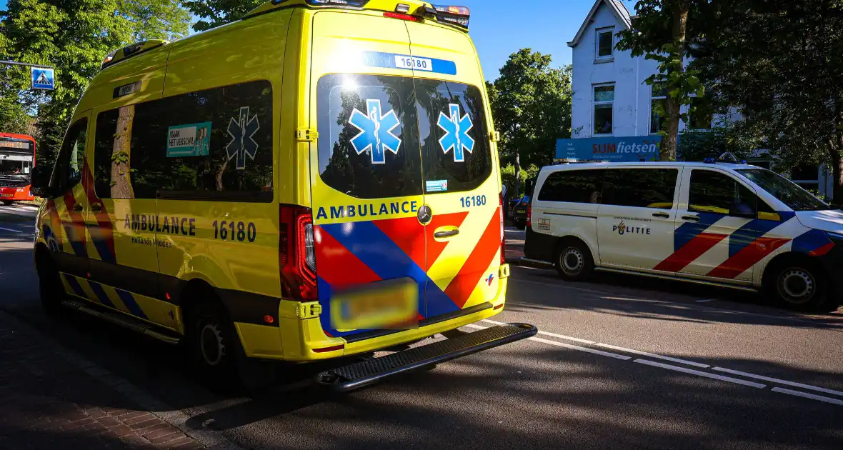 Fietser gewond na ongeval met bus - Foto 7