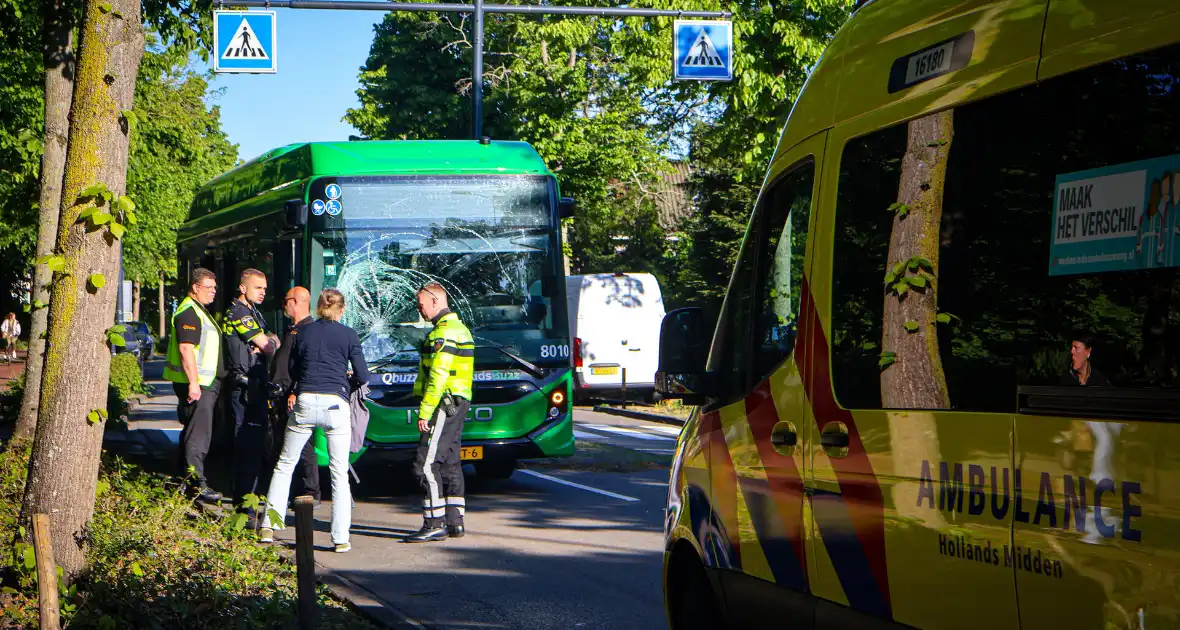 Fietser gewond na ongeval met bus - Foto 8