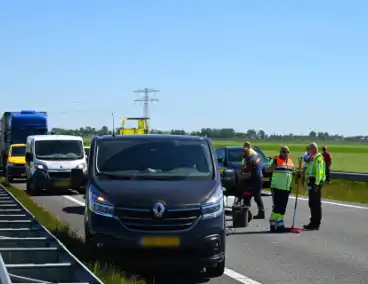 Kop-staartbotsing in staart file eerdere aanrijding