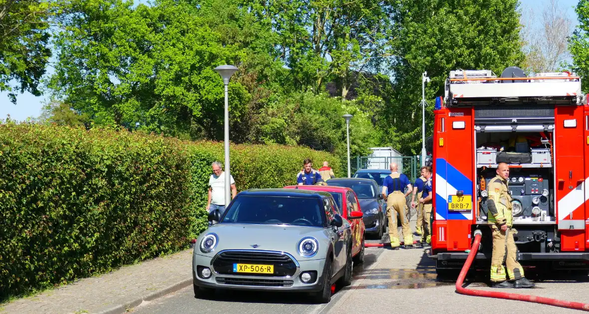Berging van instelling in brand - Foto 4