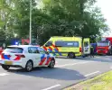 Weg afgesloten na aanrijding tussen motorrijder en aanhanger