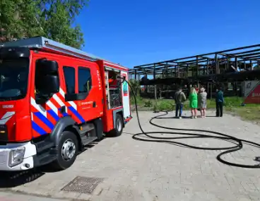 School verliest lokalen en inventaris door vuur