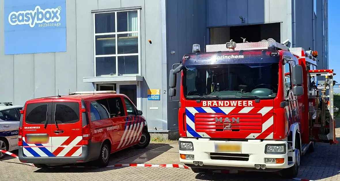Afzetting rondom pand na melding van gevaarlijke stoffen - Foto 1