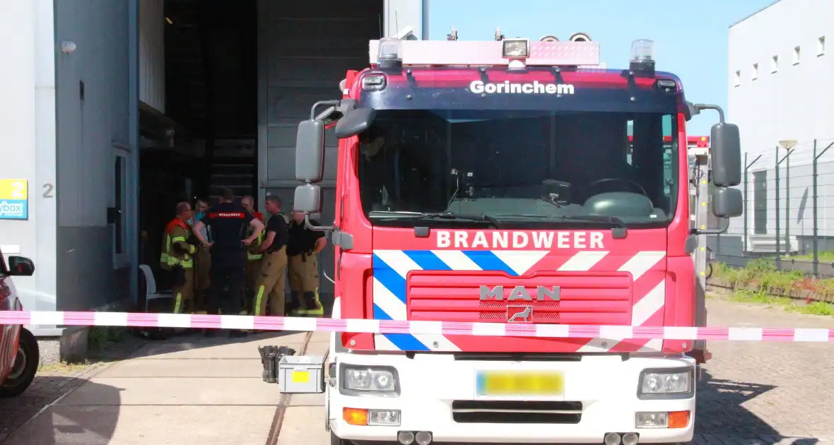 Afzetting rondom pand na melding van gevaarlijke stoffen - Foto 3