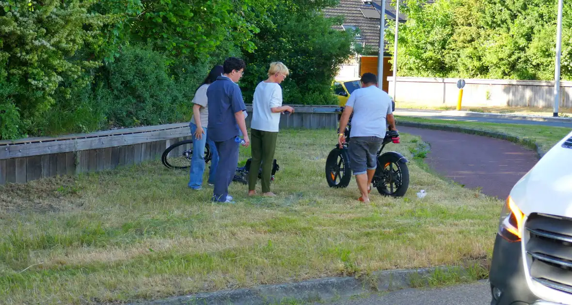 Fatbike komt in botsing met auto - Foto 2