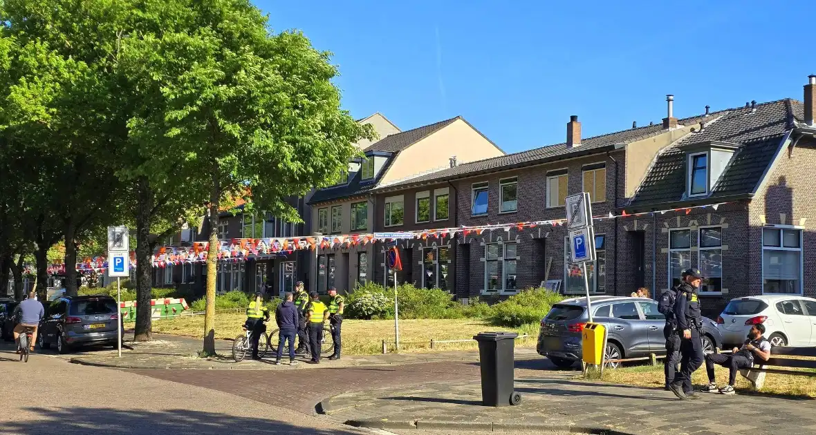 Demonstratie loopt uit de hand, politie grijpt in - Foto 1