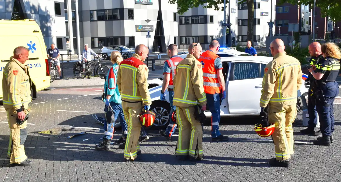 Forse schade bij aanrijding op kruising