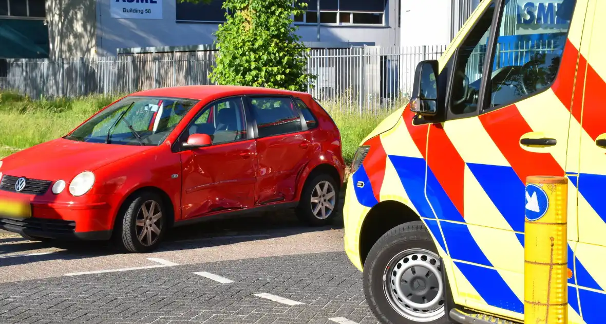 Forse schade bij aanrijding op kruising - Foto 6