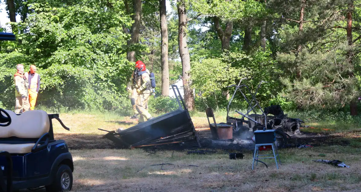 Golfkarren in brand tijdens evenement - Foto 2