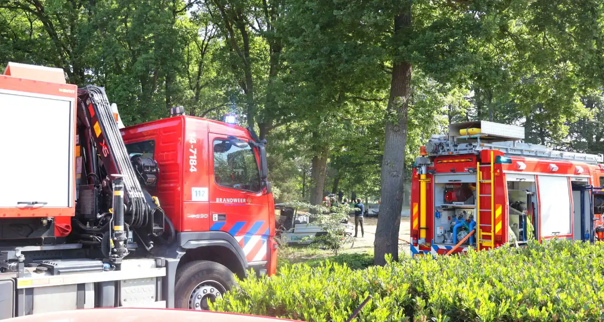 Golfkarren in brand tijdens evenement - Foto 5
