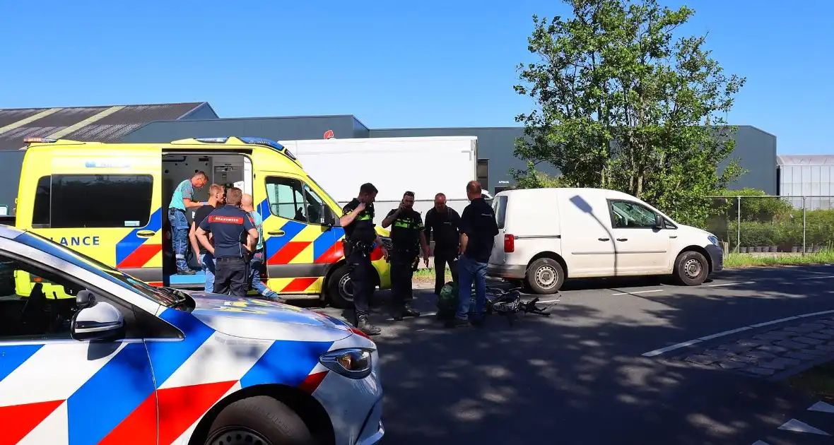 Fietser aangereden door automobilist, traumateam ingezet - Foto 3