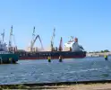 Veel rookontwikkeling bij brand op schip bij recycliingbedrijf