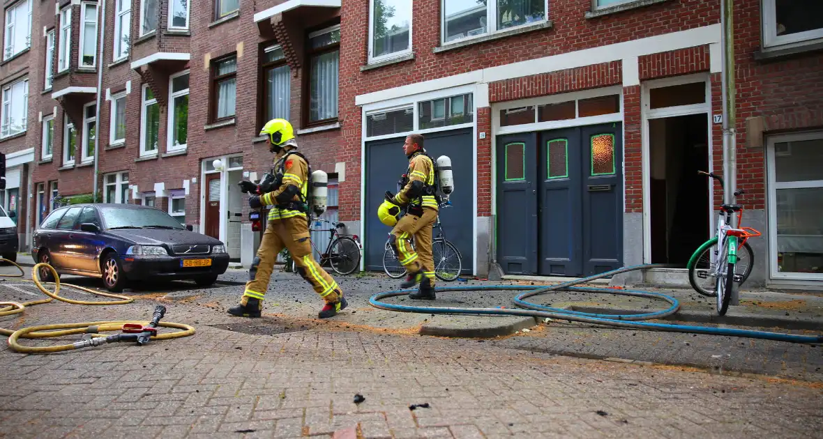 Flinke brand op dakterras, brand in de kiem gesmoord