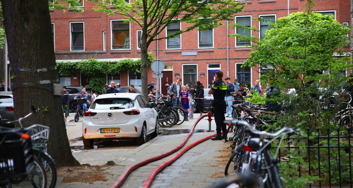 Flinke brand op dakterras, brand in de kiem gesmoord - Foto 1