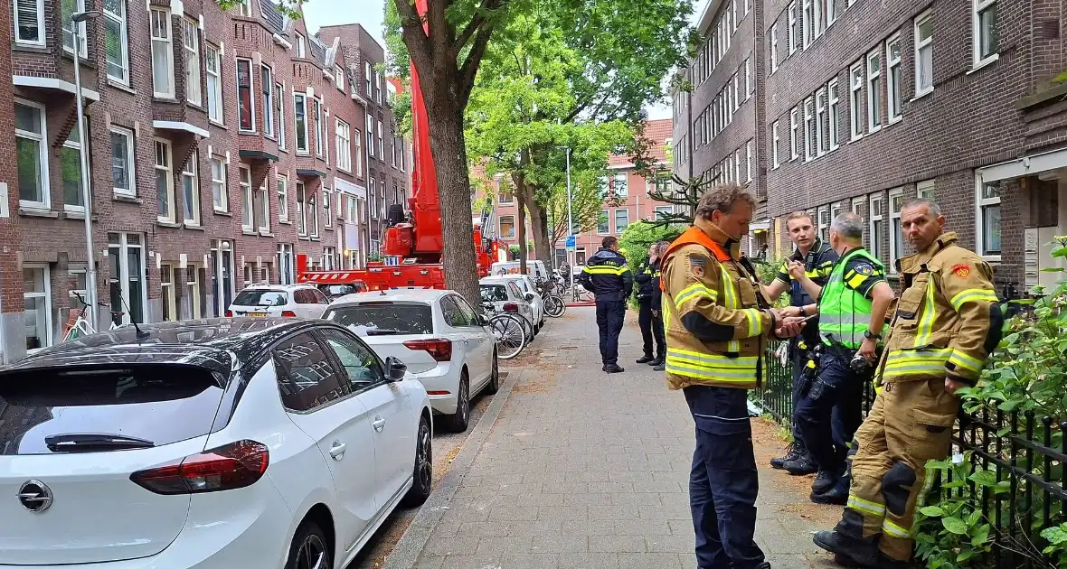 Flinke brand op dakterras, brand in de kiem gesmoord - Foto 22