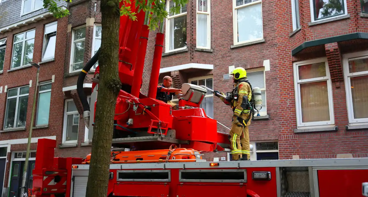 Flinke brand op dakterras, brand in de kiem gesmoord - Foto 3