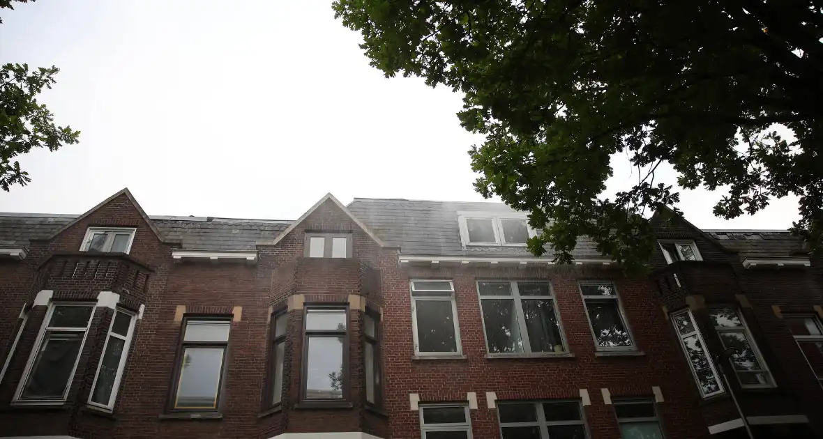 Flinke brand op dakterras, brand in de kiem gesmoord - Foto 9