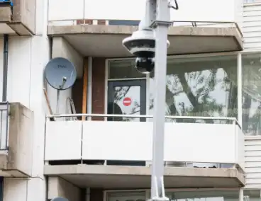Burgemeester sluit woning, politie zoekt getuigen na explosie