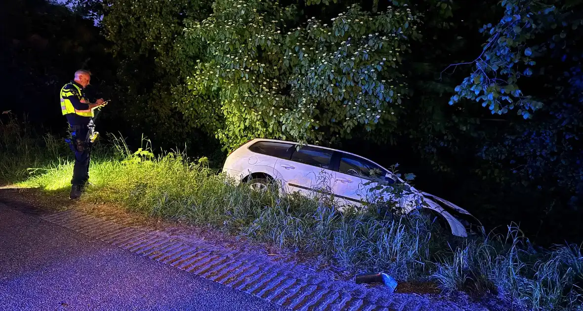 Beschonken automobilist verzet zich hevig bij aanhouding na eenzijdig ongeval