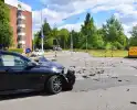 Enorme ravage na ongeval tussen bestelbus en auto
