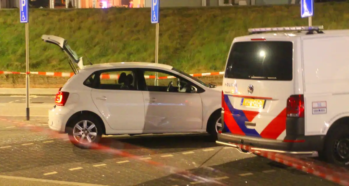 Zwaargewonde bij ongeval met personenauto - Foto 11