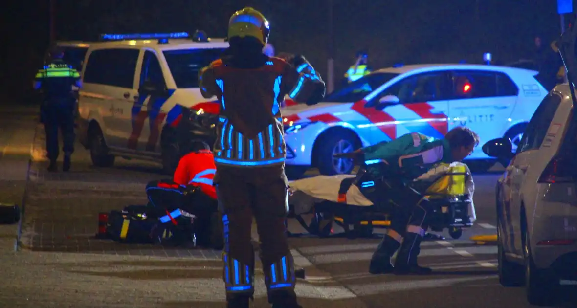 Zwaargewonde bij ongeval met personenauto - Foto 16