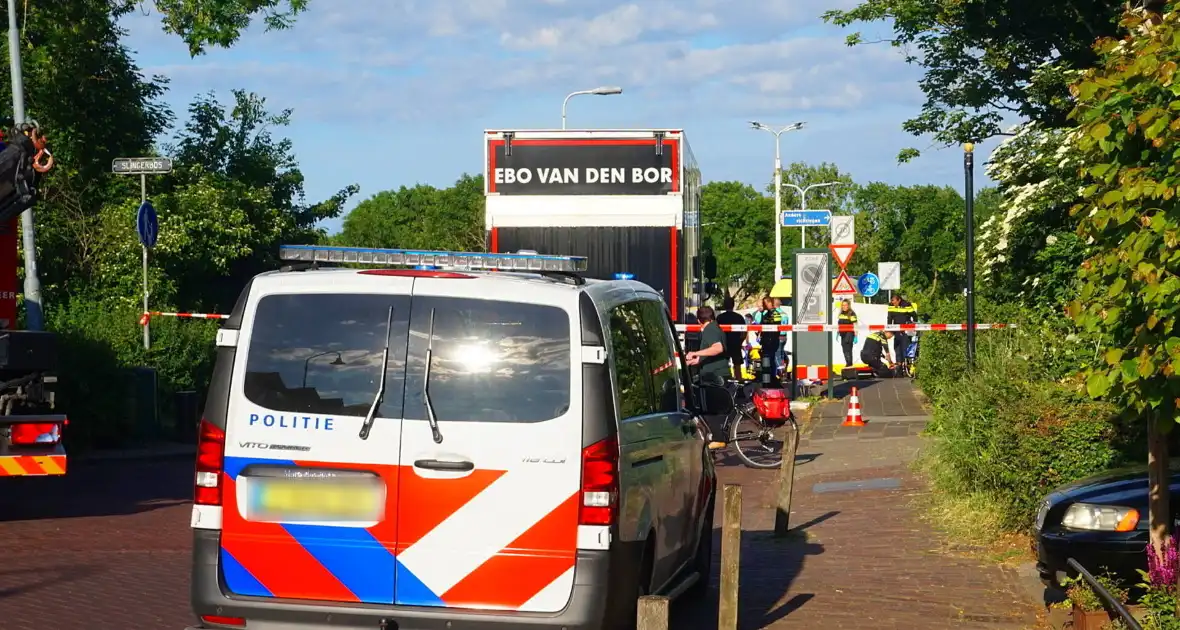 Fietser zwaargewond bij ernstig ongeval - Foto 3