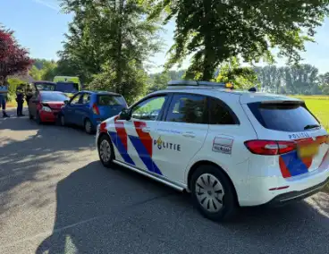 Frontale aanrijding zonder gewonden
