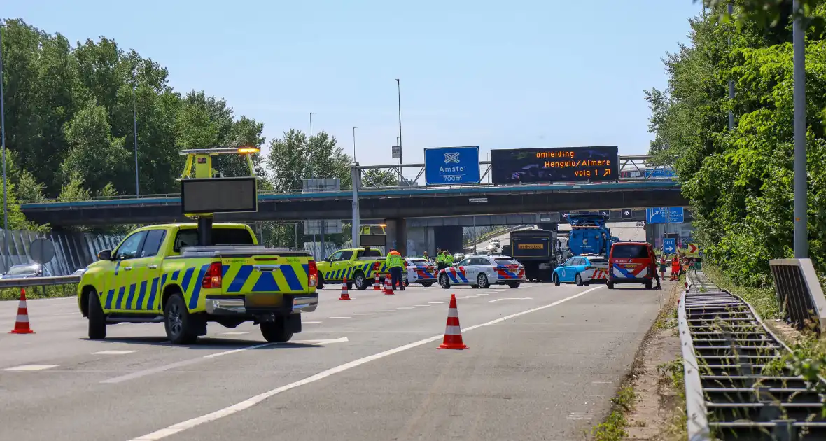 Kettingbotsing leidt tot ziekenhuisopnames en verkeersopstoppingen - Foto 5