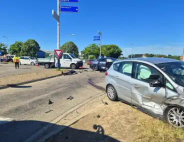 Ongeval met grote schade verstoort verkeer