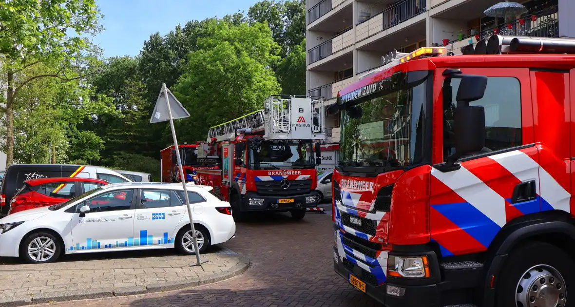 Zeer grote brand in transformatorhuis leidt tot ontruiming appartementen - Foto 1