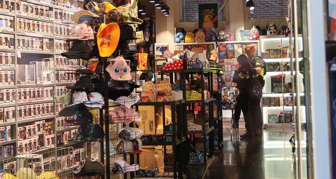 Gewapende overval op gamewinkel - Foto 2