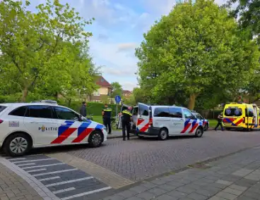 Verdachte steekpartij slaat op vlucht en laat zwaargewonde achter