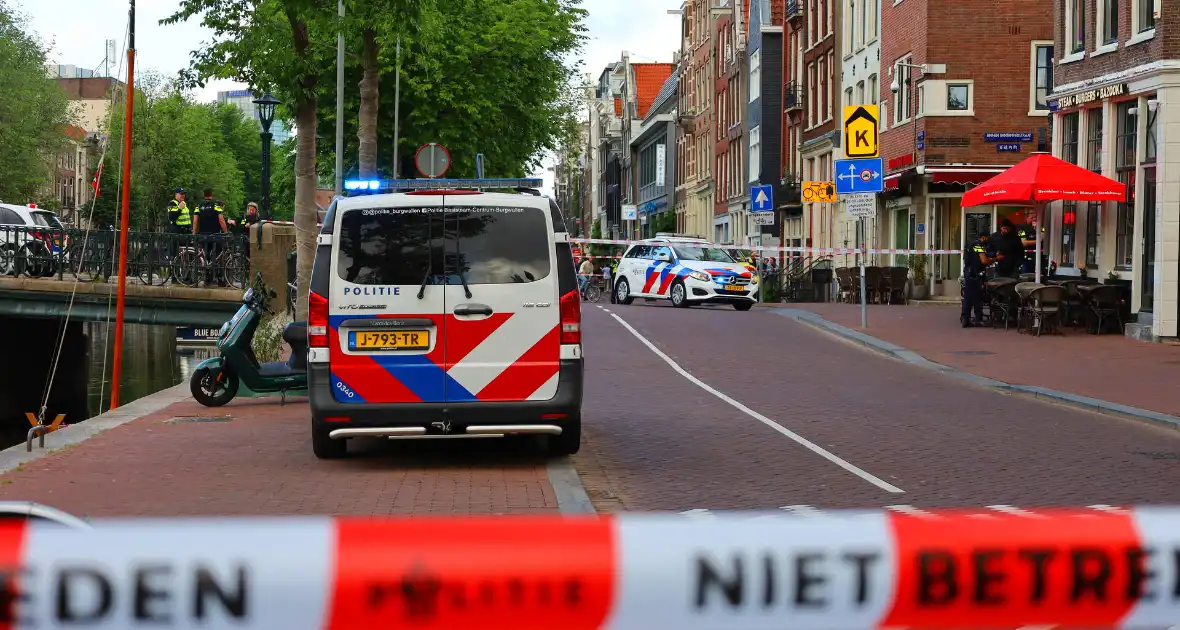 Schietpartij leidt tot gewonde en afzetting van de straat - Foto 5
