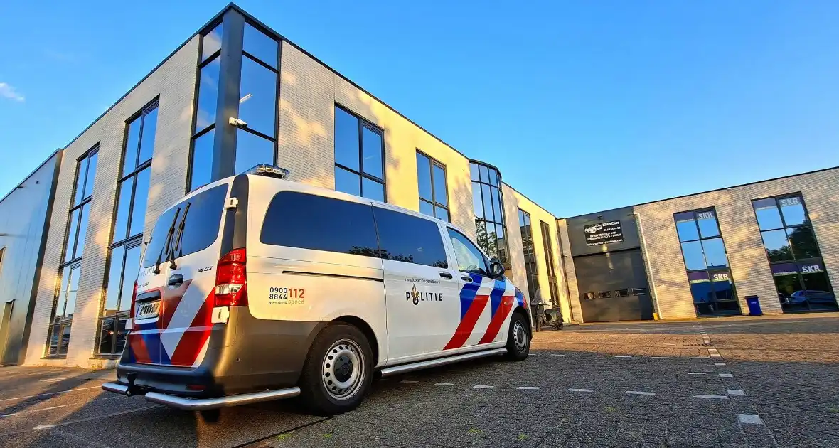Poging tot inbraak bedrijfspand - Foto 4