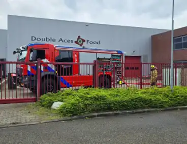Brandweer zet snel in op brandmelding in pand