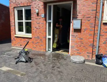 Waterleiding gesprongen in woning