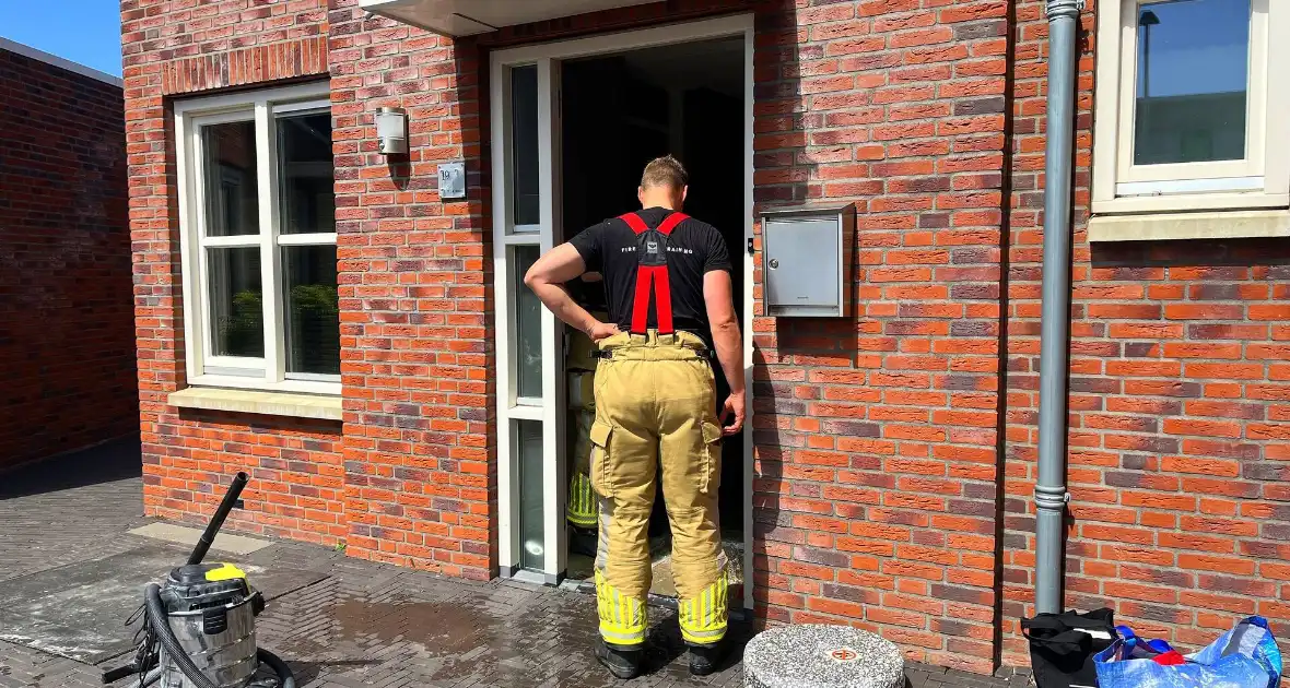 Waterleiding gesprongen in woning - Foto 3