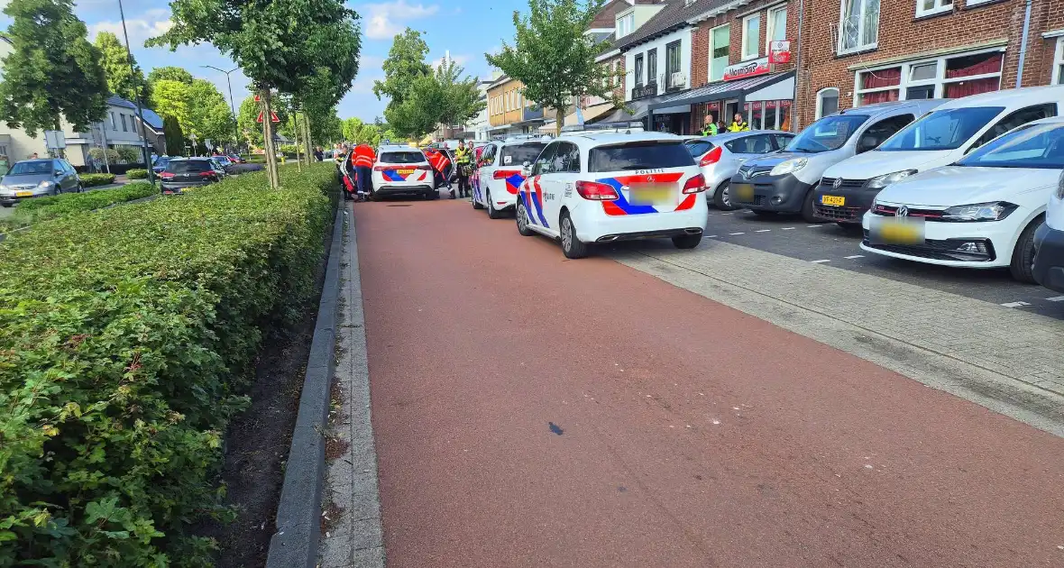 Hulpdiensten massaal ingezet bij steekincident - Foto 5
