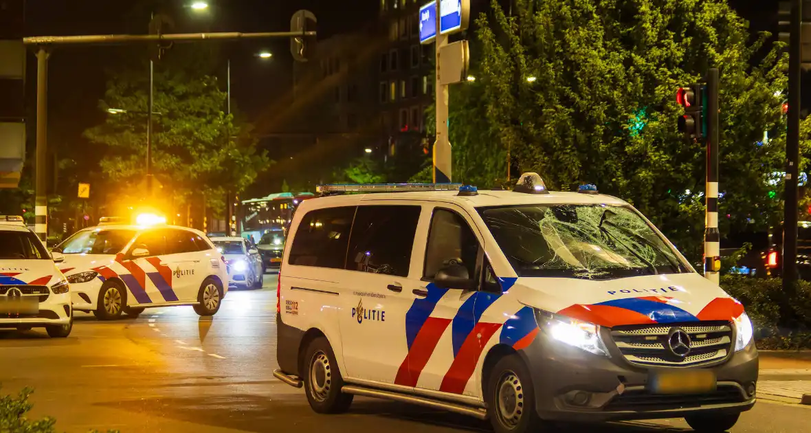 Politie schept fietser tijdens spoedrit - Foto 20