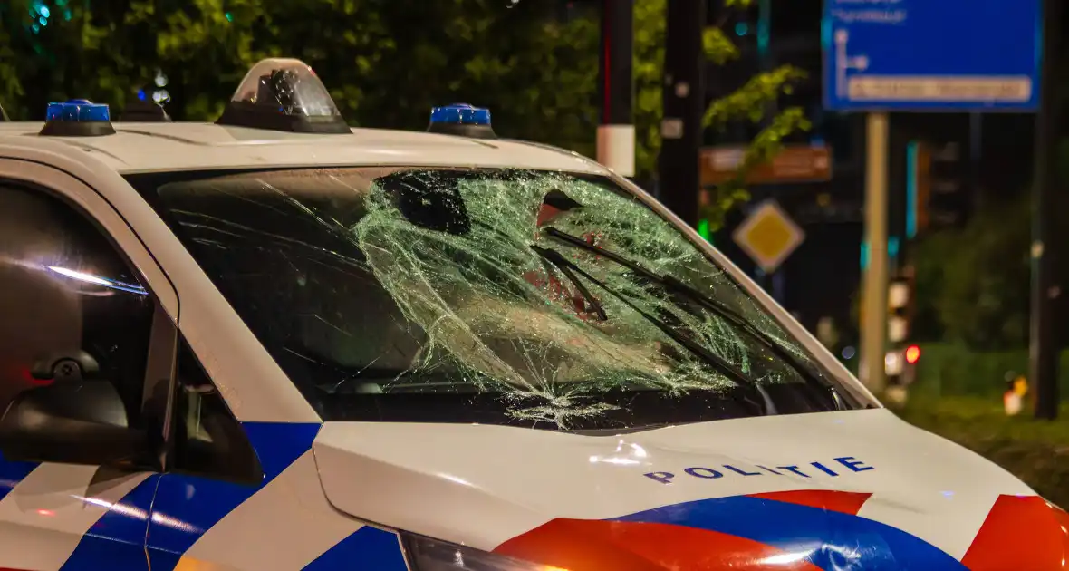 Politie schept fietser tijdens spoedrit - Foto 8